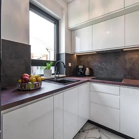 Stunning Luxury Royal Glamour *