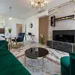 Stunning Luxury Royal Glamour * 杜布罗夫尼克